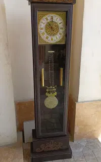 ایستاده ساعت