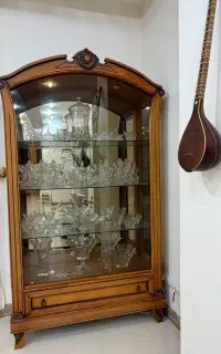 فروشه بوفه با چوب راش