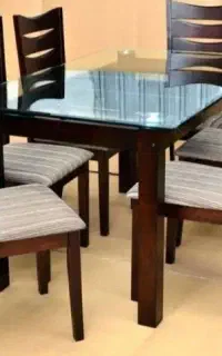 تعمیرات جزئی مبلمان ولوازم چوبی در منزل