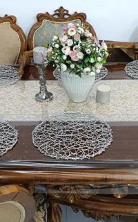 میز غذا خوری ۶نفره با چوب درجه یک نو و سالم