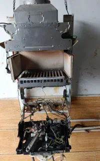 پکیج‌،رادیاتور‌،تصفیه‌آب،پمپ‌آب،شیرالات‌وموتورخانه