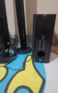 یک دستگاه سینما خانگی کامل