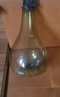 شیشه بزرگ غدیمی