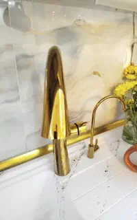برقکاری.تاسیسات سرمایشی.نصب شیرالات.