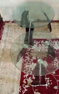 میز شیشه‌ای
