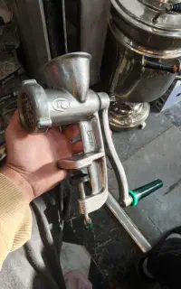 چرخ گوشت دستی