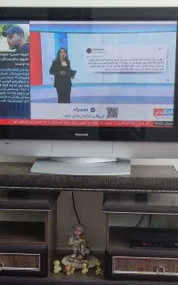 یک دستگاه تلویزیون 42 اینچ