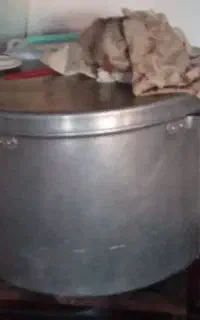 دیگ آشبزخانه