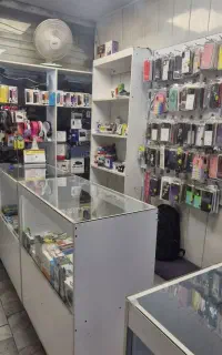 شاگرد موبایل فروشی