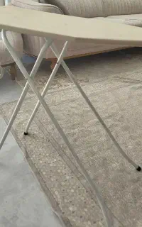 میز اتو ایستاده
