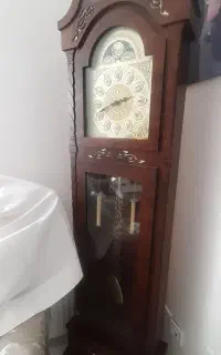 ساعت ایستاده