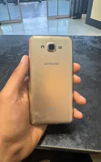 گوشی سامسونگ J7