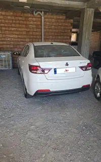 شاهین خشک