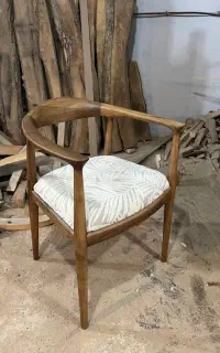 نجار ماهر