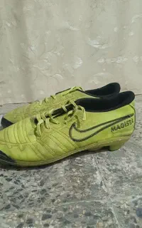 کفش ورزشی چمنی سایز رنگ سبز ۴۱ورنگ نارنجی ۴۵