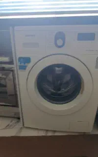 ماشین لباس شویی سامسونگ در حد نو وکم کار،