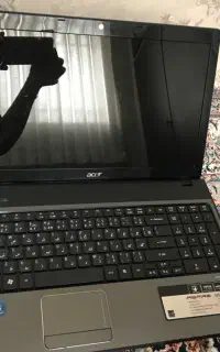 لپ تاپ acer ،خیلی خیلی کم کارکرد
