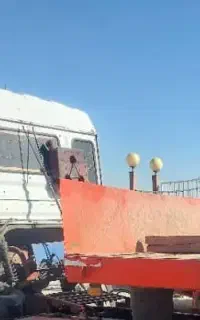 راننده پایه کفی تریلی در معدن گل گهر