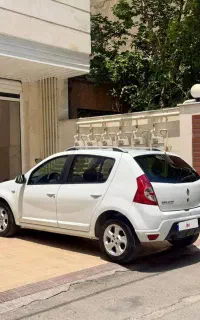 ساندرو مدل ۹۶ دنده اتوماتیک بدون رنگ