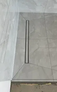 کاشی وسرامیک، سیمان کاری نصب درب بنایی