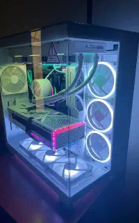 سیستم گیمینگ رده بالا سفید ROG STRIX - 7800x3D