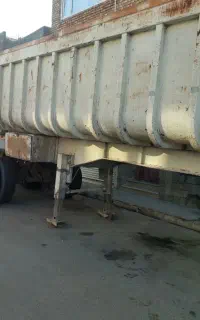 تریلی کمپرسی دومحور زیربنز