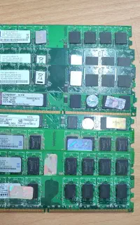 تعدادی رم DDR2 2G/1G/512