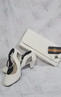 کیف و کفش  و چادر عروس