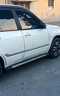 ام وی ام ایکس۳۳ لاکچری