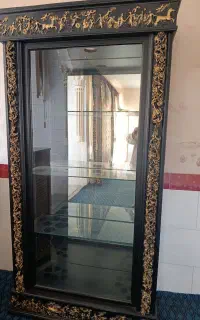 بوفه وجاکفشی