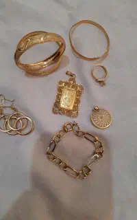 طلا با ۳ درصد سود