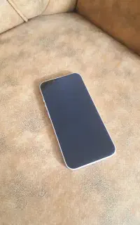 آیفون ۱۳ نرمال تک سیم ۱۲۸ گیگ بسیار تمیز