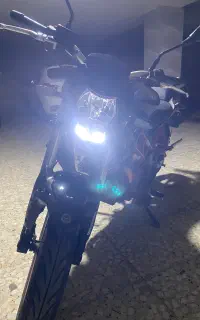 فروش فوری بنلی 250CC تک سیلندر نیوفس 1401کم کارکرد