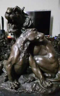 فروش مجسمه برنز فرمانروای جنگل کیفیت عالی