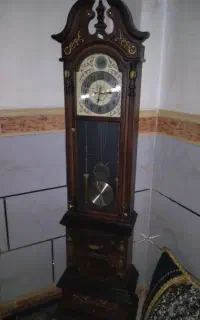 ساعت ایستاده
