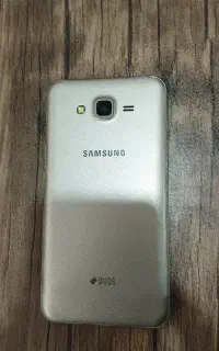 j7سامسونگ
