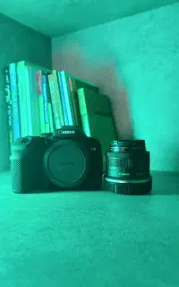 دوربین کنون r10