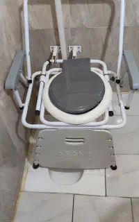 توالت فرنگی تاشو در حدنو