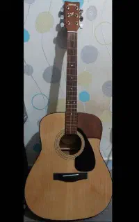 گیتار اکوستیک یاماها f310