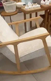 همکار نجار نیازمندیم