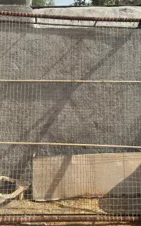 تخت فلزی