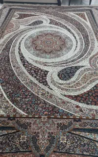 یک عددفرش ۱۲متری نو