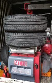 تعویض لاستیک و پنچرگیری سیار