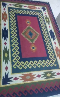 گلیم فرش چهارمتری سنتی در حد نو