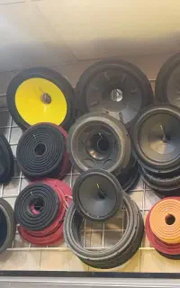 نیازمند تعمیر کار بلندگو خودرو