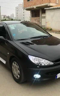 ۲۰۶ مدل ۸۷ مشکی