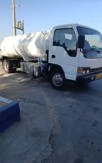 ایسوزو مدل ۸۴ موتور تعمیر اساسی لاستیک عقب نو
