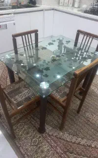 میز غذاخوری