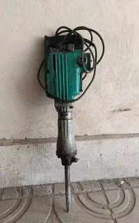 هیلتی تخریب.دی سی ای