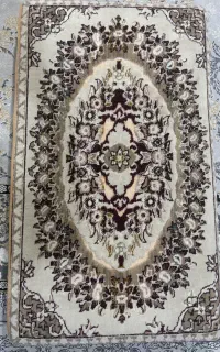 پشتی زیپ دار